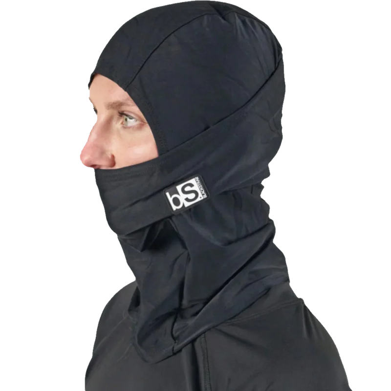 The Hood, Blackstrap The Hood over mouth