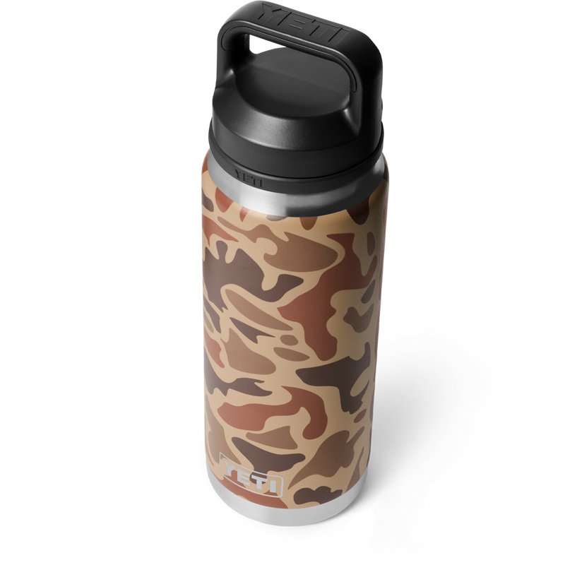 Rambler 26 oz Bottle Chug, Yeti Rambler 26 oz Bottle Chug lid on 