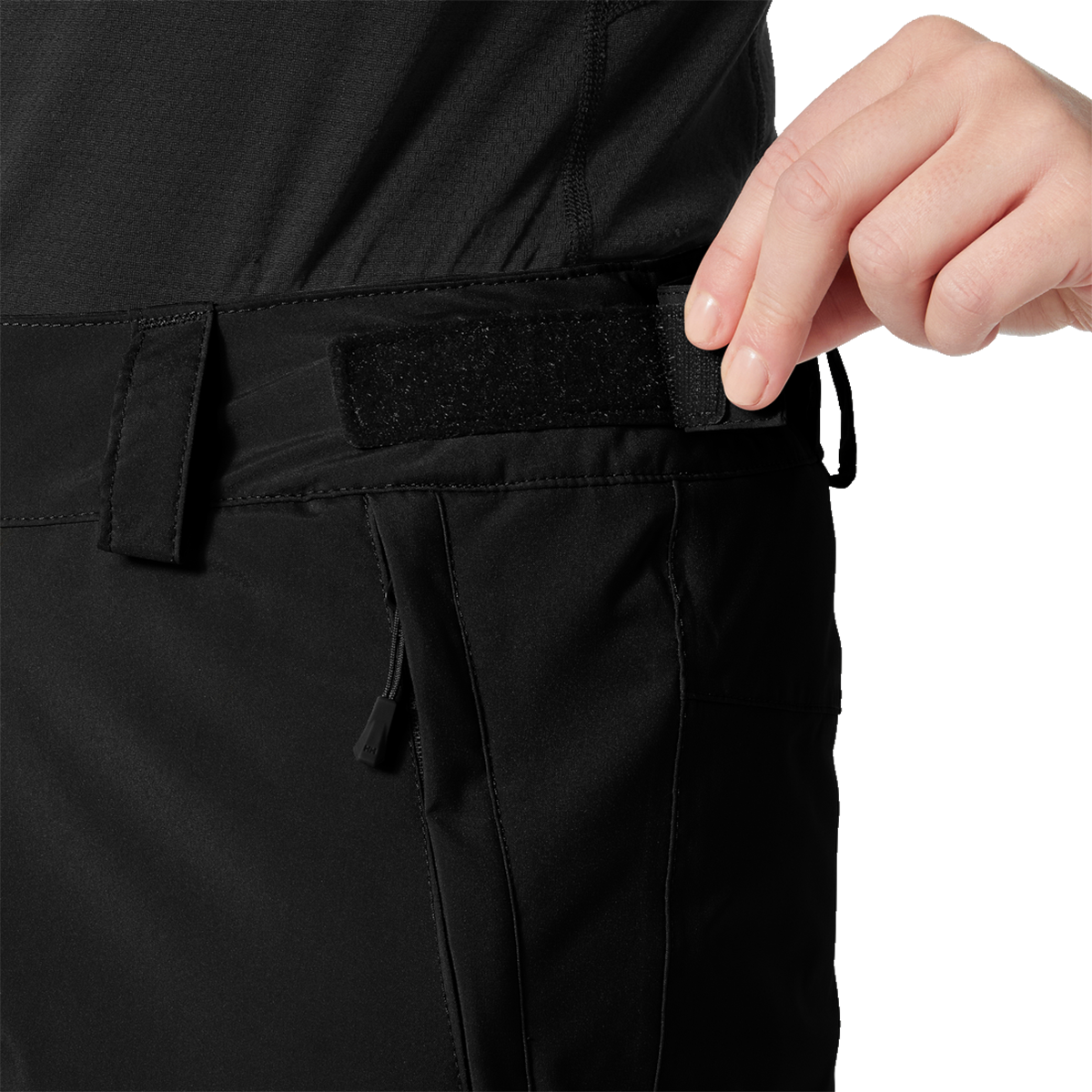 Women's Switch Cargo Insulated Pant alternate view