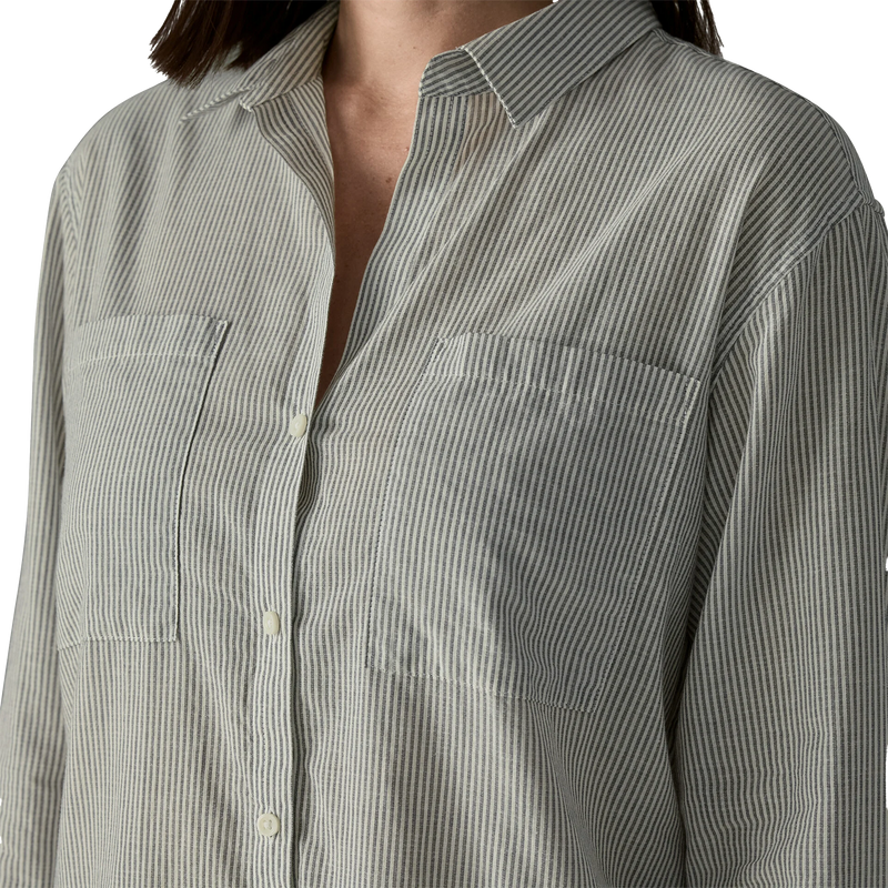 Women's Lightweight A/C Buttondown, Patagonia Women's Lightweight A/C Buttondown Chest Pockets