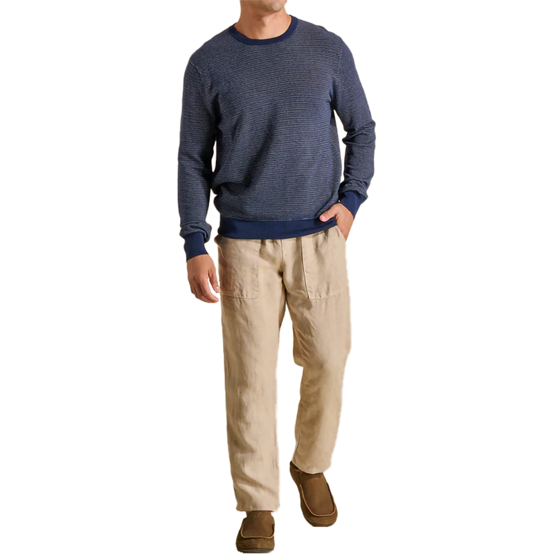 Men's Moloa Slipper, Men's Moloa Slipper in Kona Coffee on model full length