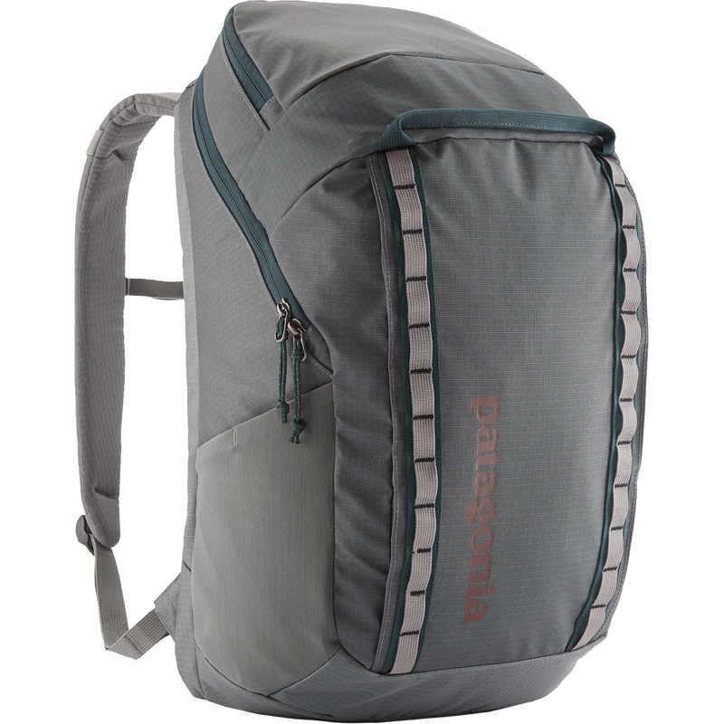 Black Hole Pack 32L, Featured Image