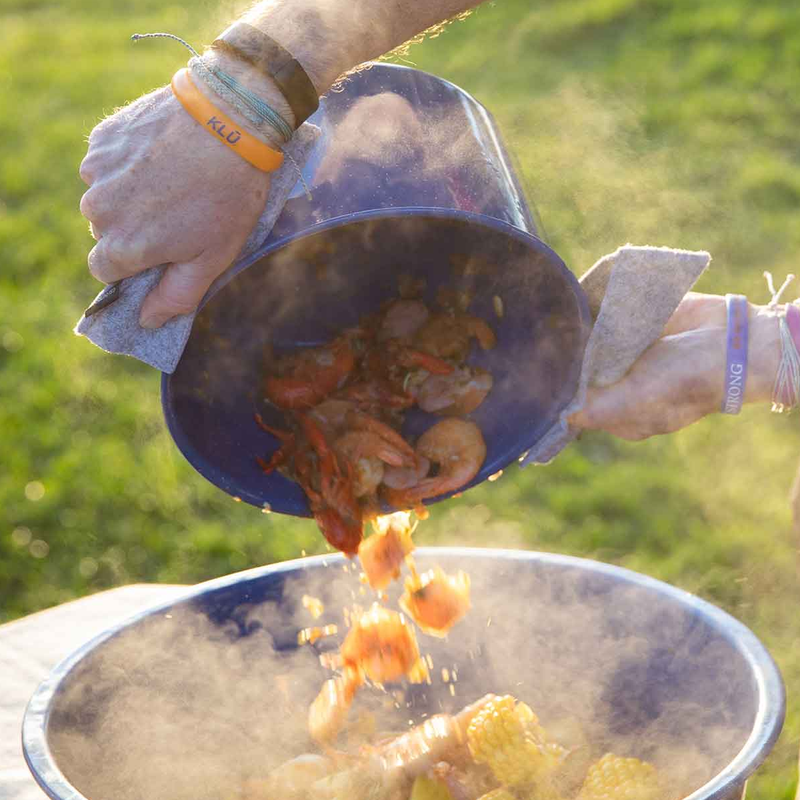 4 Qt. Stock Pot- Blue, GSI Outdoors 4 Qt. Stock Pot with food