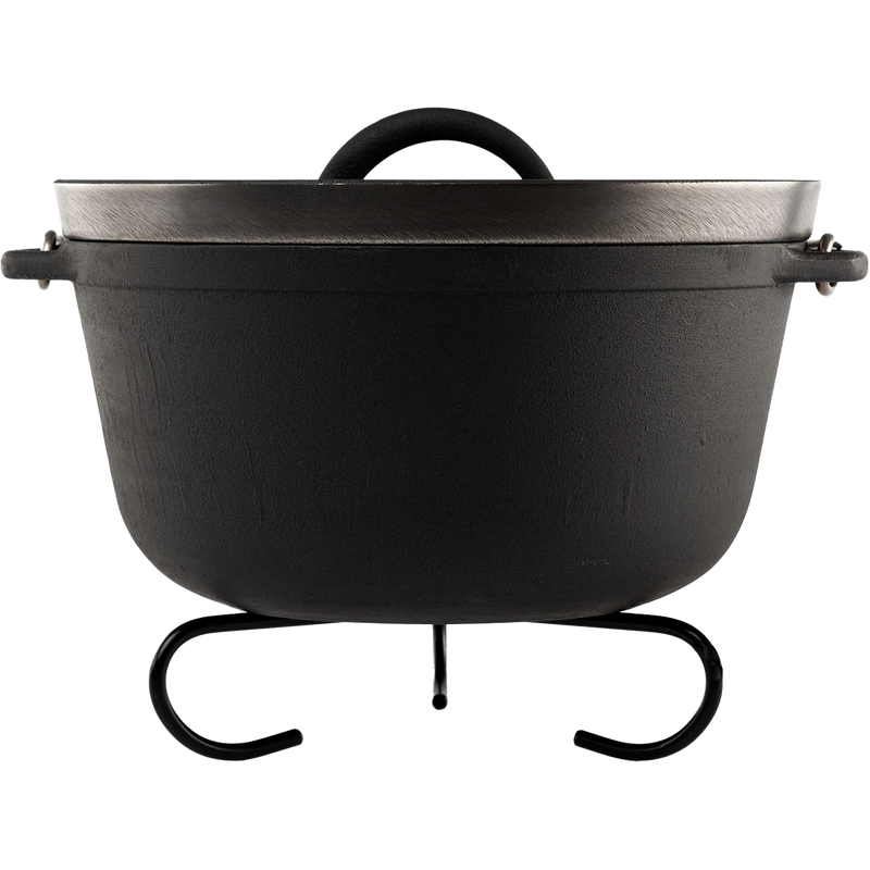 Guidecast Dutch Oven 7 Qt, GSI Outdoors Guidecast Dutch Oven 7 Qt with lid on