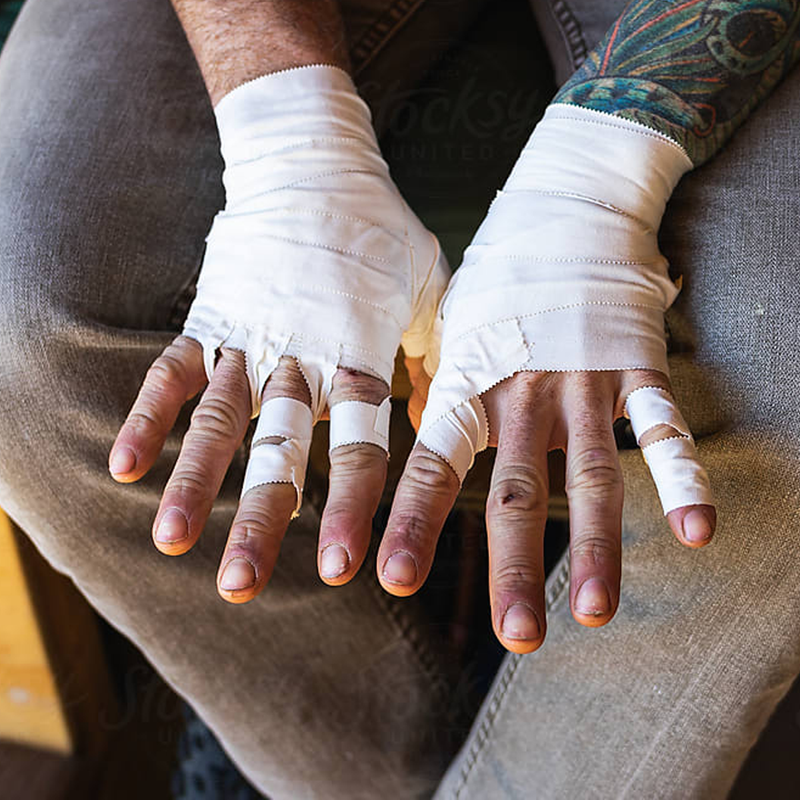Climbing Tape Full, Black Diamond Climbing Tape Full on hands