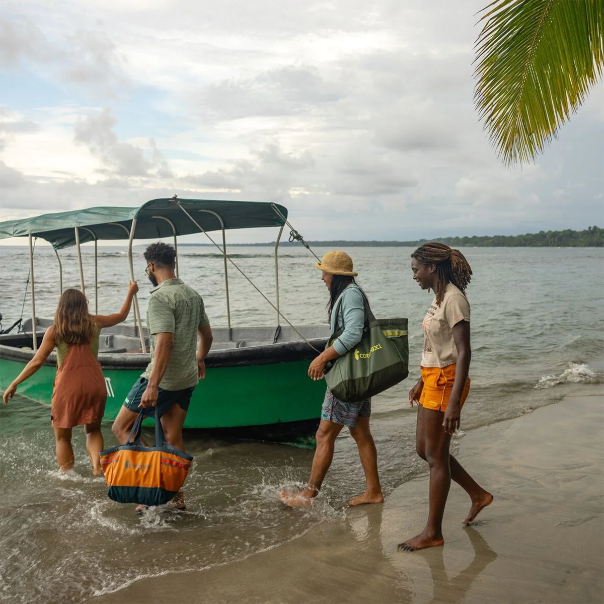 Allpa 60L Gear Hauler Tote alternate view