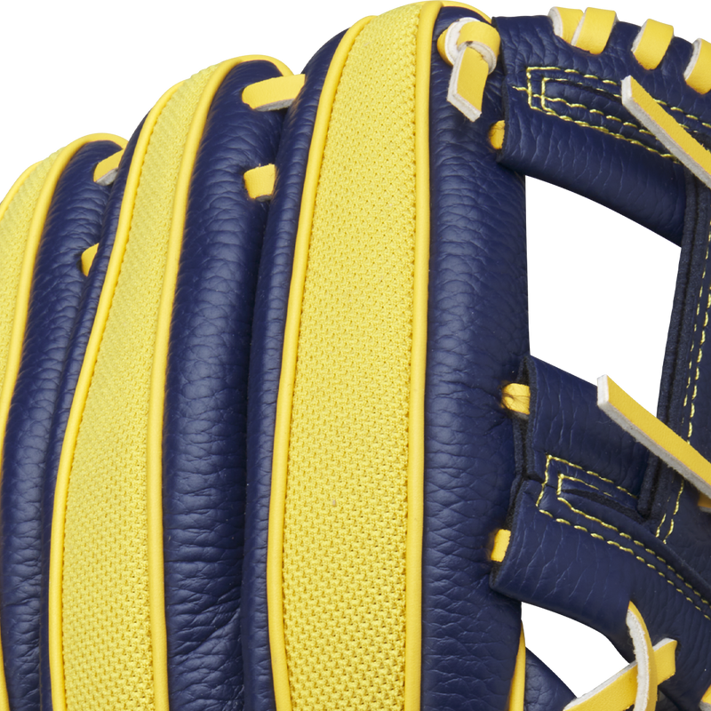 Youth A200 10" Savannah Bananas EZ Catch, Wilson Youth A200 10" Savannah Bananas EZ Catch seam detail
