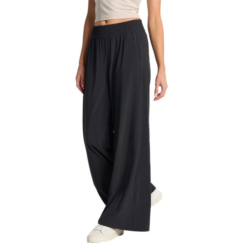 Women's Villa Wideleg, Featured Image