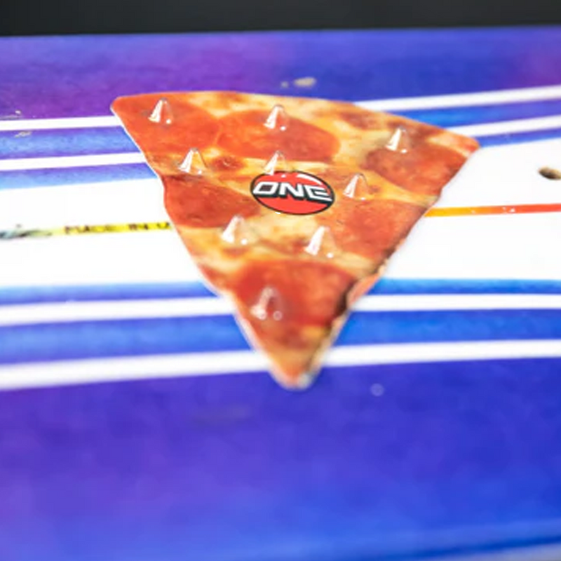 Pizza, One Ball Jay Pizza on board