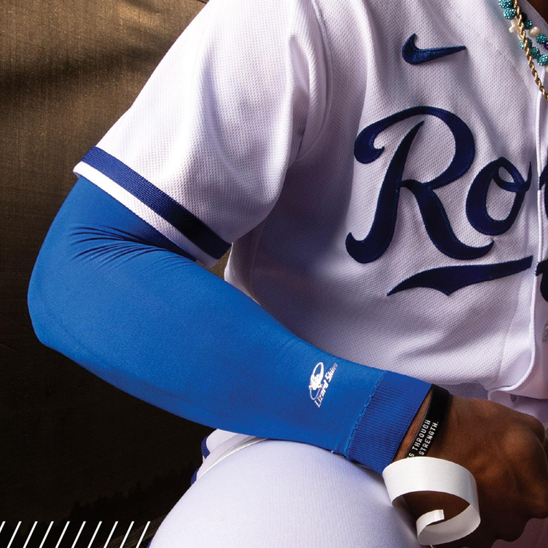 Knit Arm Sleeve, LizardSkins Knit Arm Sleeve on player