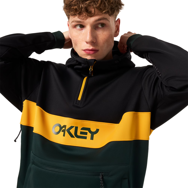 Men's TNP Nose Grab Softshell Hoodie, Oakley TNP Nose Grab Softshell Hoodie hood