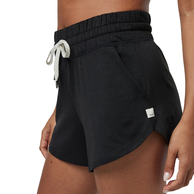 Women's Halo Performance Short 2.0, Vuori Halo Performance Short 2.0 side on model