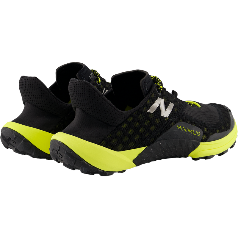 Men's Minimus Trail, New Balance Men's Minimus Trail pair heels