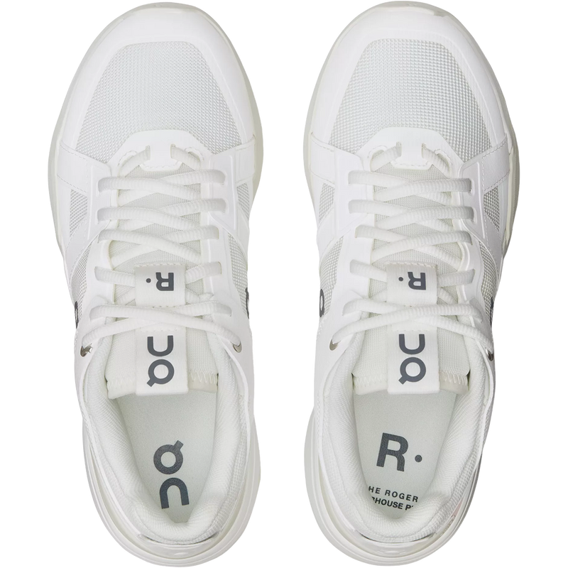 Women's The Roger Clubhouse Pro, On Women's THE ROGER Clubhouse Pro in White/Ice pair top