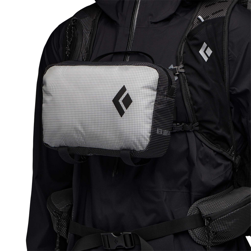Betalight Pack Satellite Bag, Black Diamond Betalight Pack Satellite Bag on chest side view