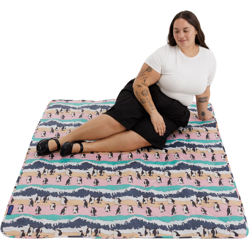 Puffy Picnic Blanket, BAGGU Puffy Picnic Blanket open with model
