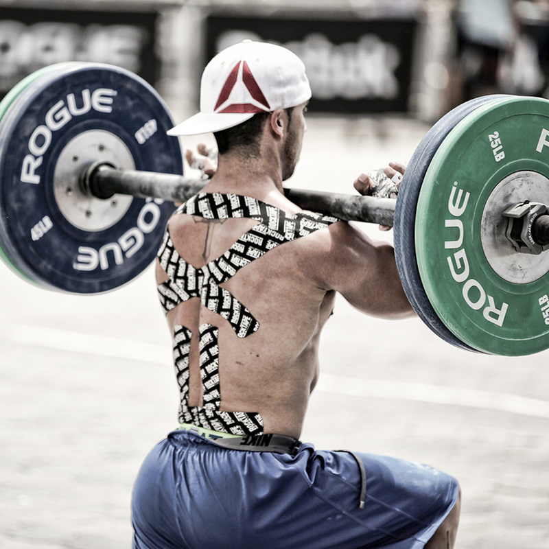 RockTape Go PreCut Standard, RockTape PreCut Standard on shoulders and back at gym