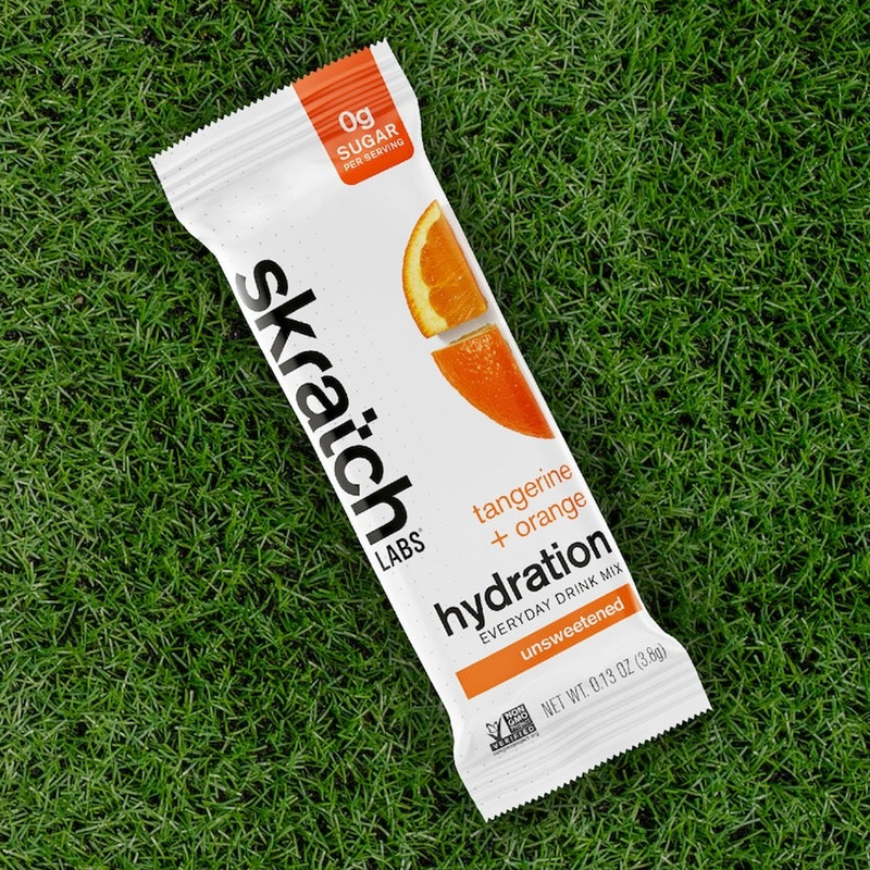 Everyday Hydration Single Serving, Skratch Labs Everyday Hydration Single Serving in grass