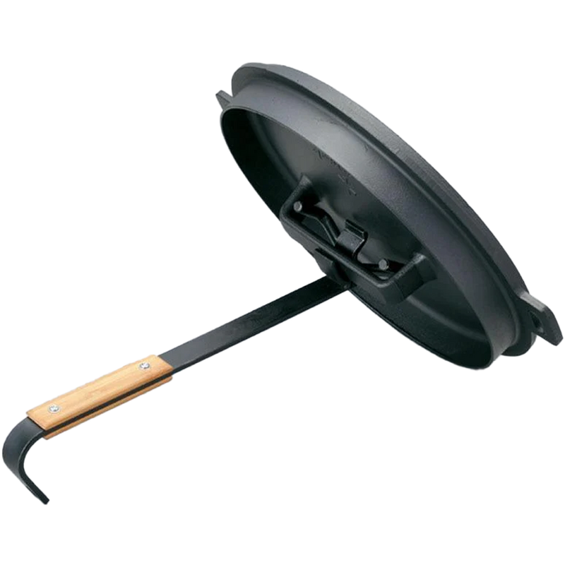 Dutch Oven Lifter Pro, Snow Peak Dutch Oven Lifter Pro with cast iron lid