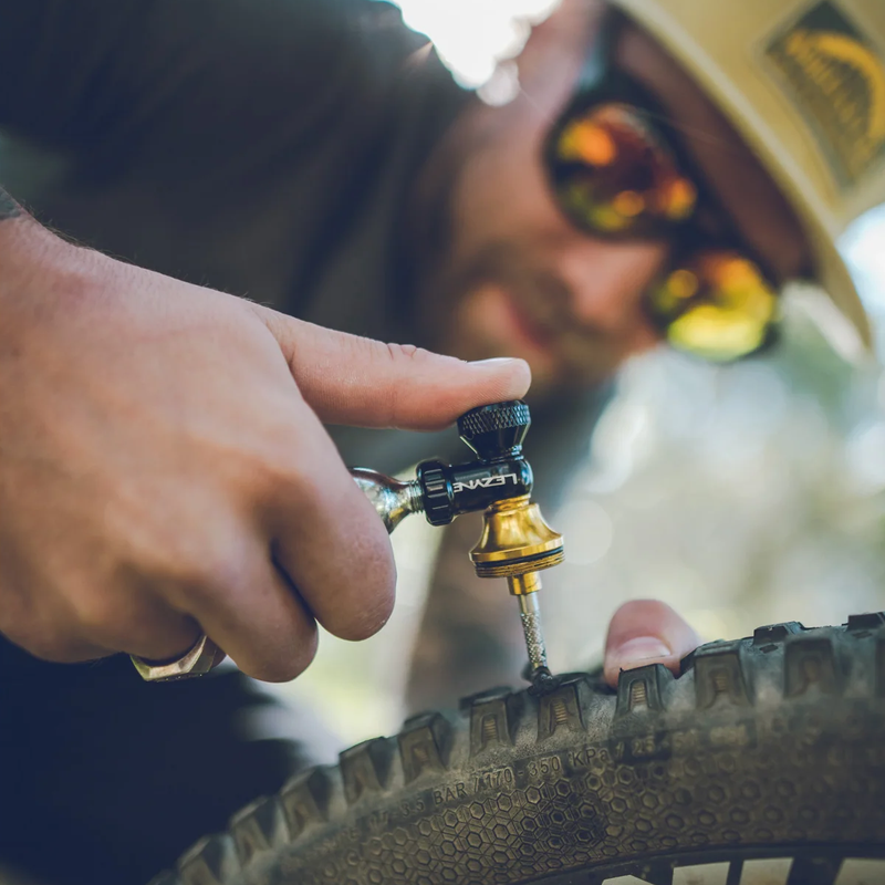 25g CO2 Cartridge, Lezyne 25g CO2 Cartridge pumping tire