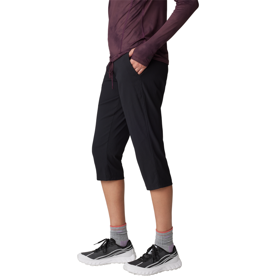 Women's Dynama Capri alternate view