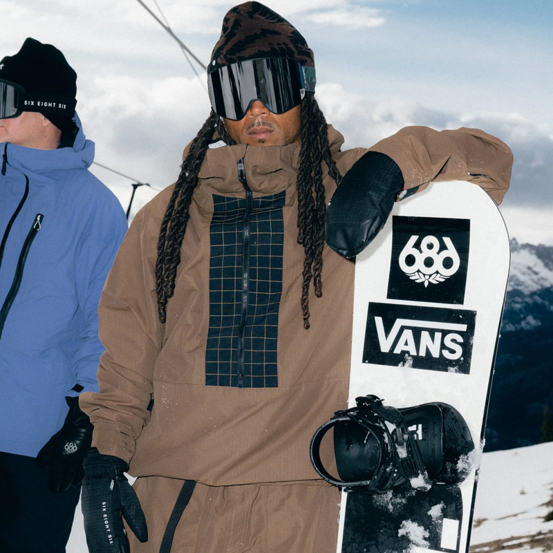 Men's Ghost 2.5L Anorak, 686 Men's Ghost 2.5L Anorak on rider