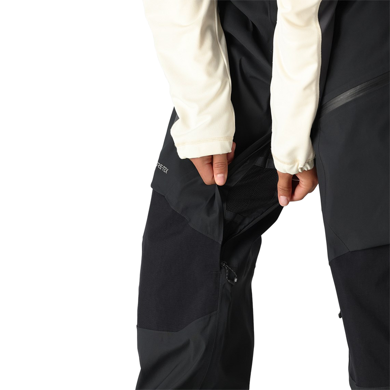 Women's GORE-TEX Stretch Dispatch Bib, 686 Women's GORE-TEX Stretch Dispatch Bib in Black leg vent