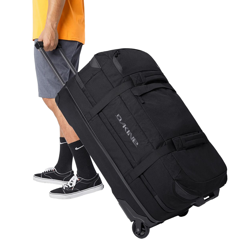 Split Roller 110L, DaKine Split Roller 110L in Black with model rolling