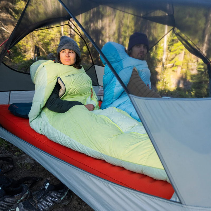 Boost 650 32F/0C Long, Therm-a-Rest Boost 650 32F/0C at camp