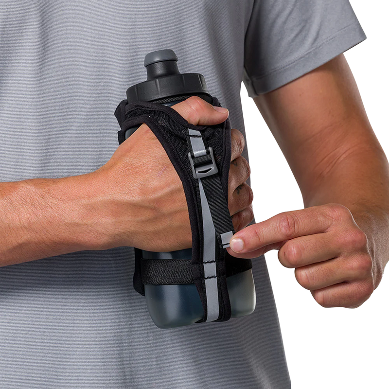 SpeedDraw 2 Flask - 22oz, Nathan SpeedDraw 2 Flask 22oz adjustment