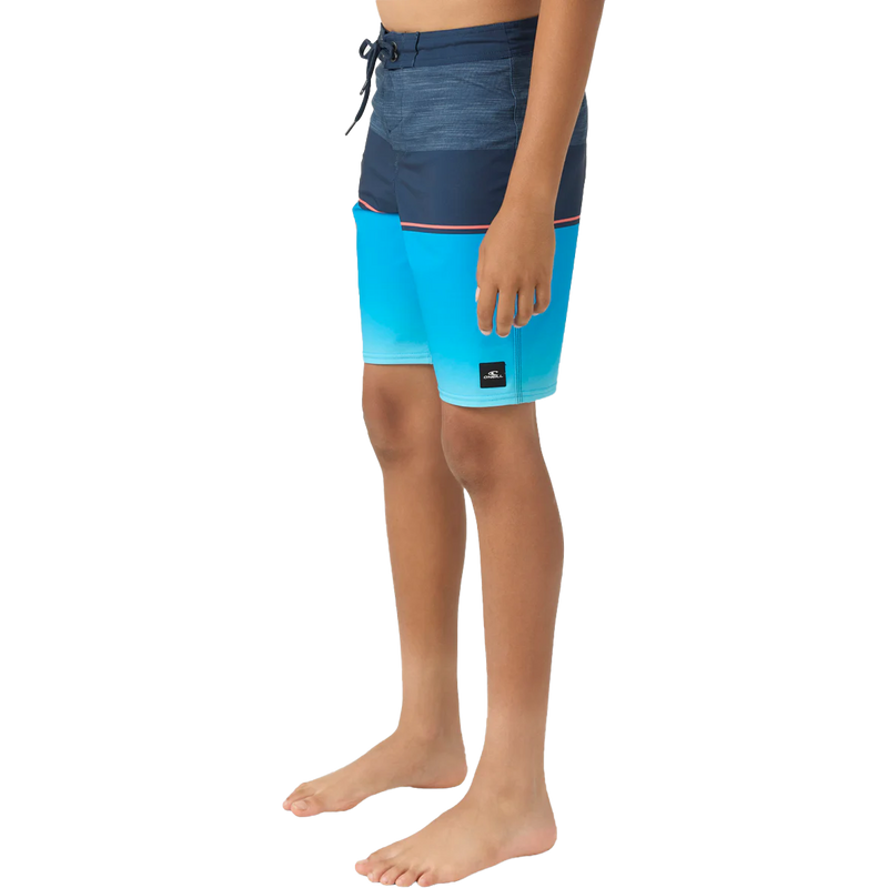 Youth Hyperfreak Heat Block 17", O'Neill Youth Hyperfreak Heat Block 17" 3/4 view on model