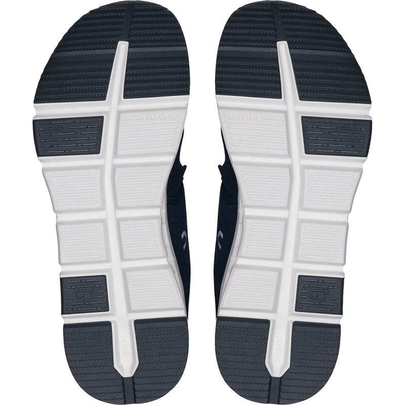 Youth Cloud Sky, On Youth Cloud Sky in Midnight/Black pair bottom