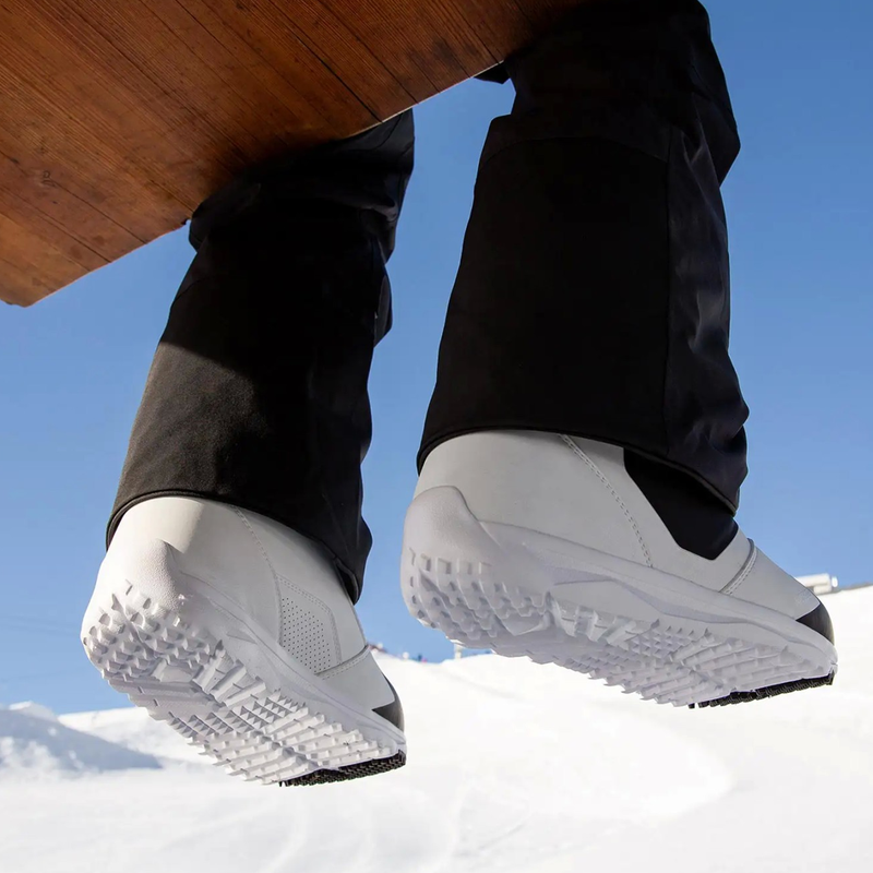 Cascade, Nidecker Cascade on feet bottom