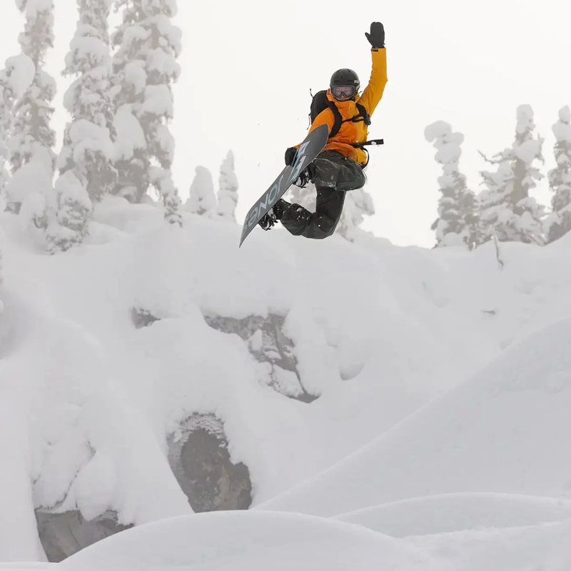 Women's Flagship, Jones Snowboards Women's Flagship in air with rider