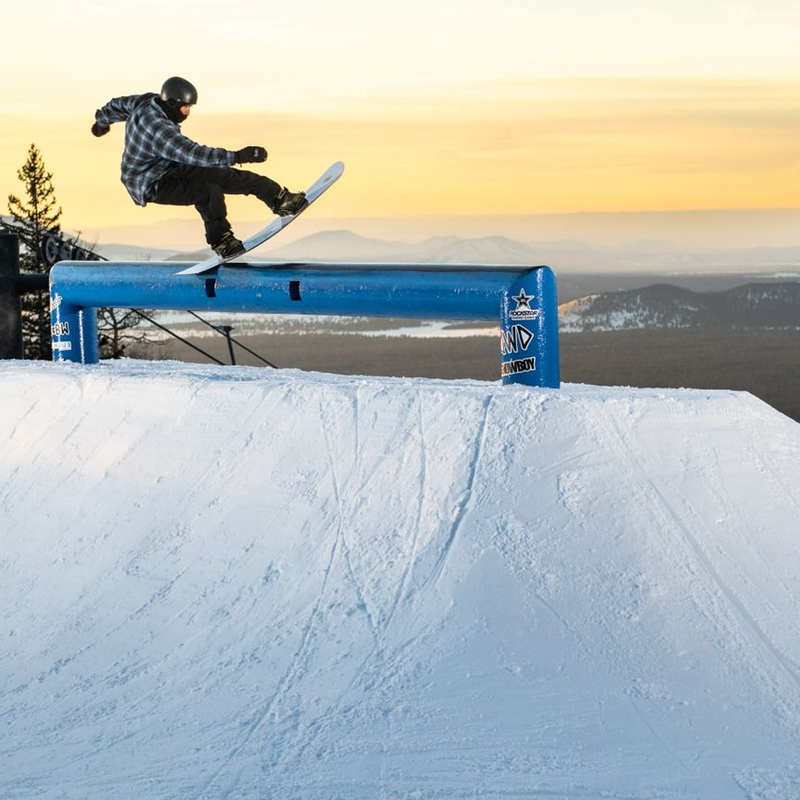 Skate Banana, Lib Tech Skate Banana on rail