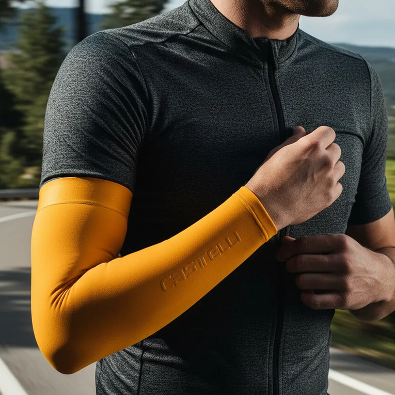 Espresso Armwarmer, Castelli Espresso Armwarmer on rider