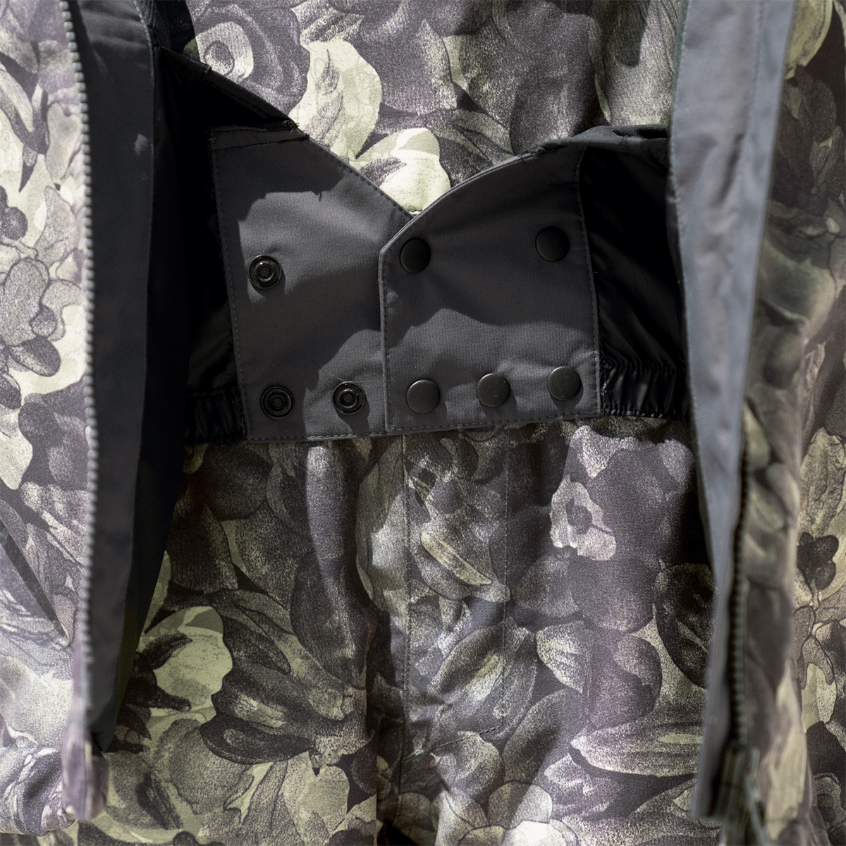 Women's Addisen 2L Insulated Jacket alternate view