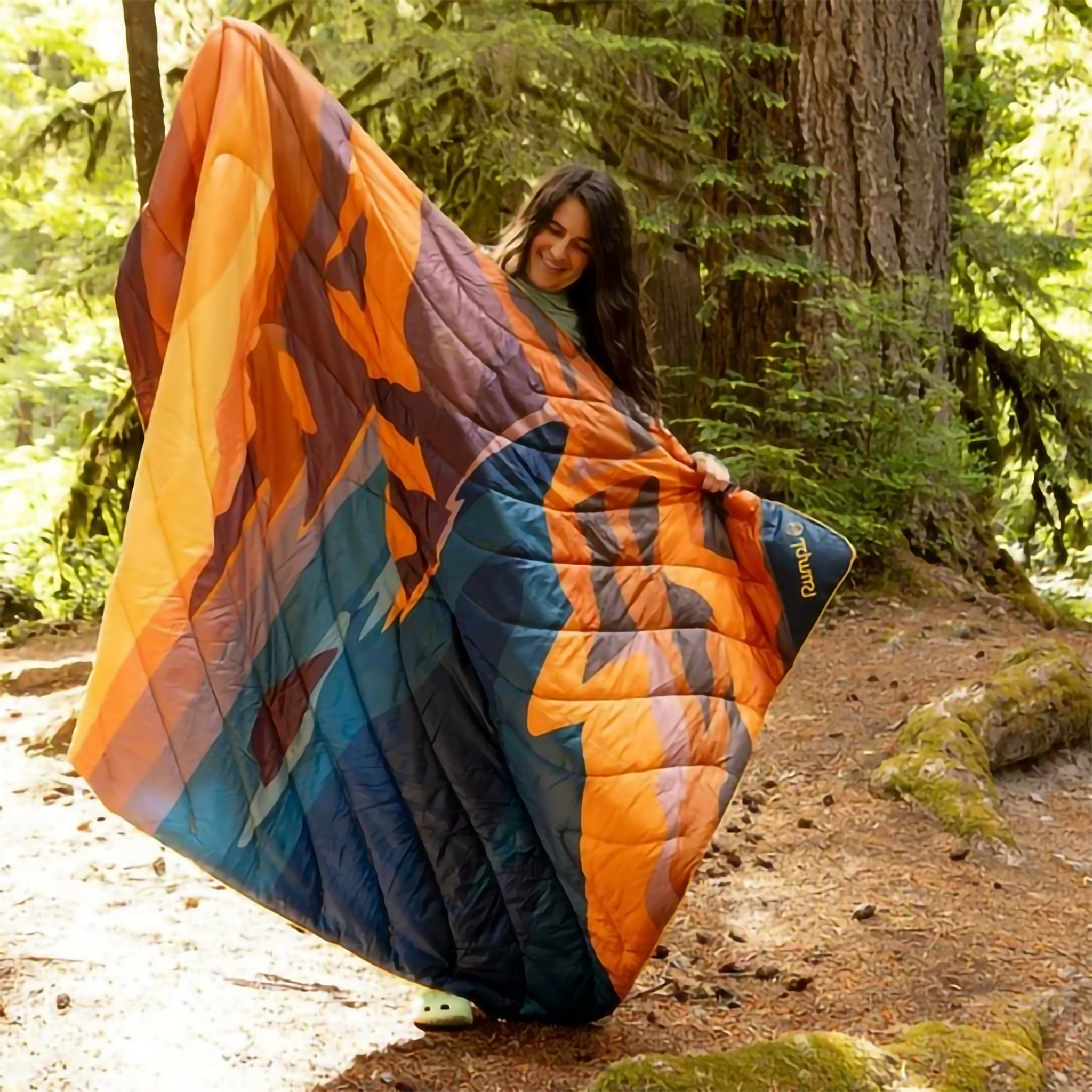 The Original Puffy Blanket alternate view