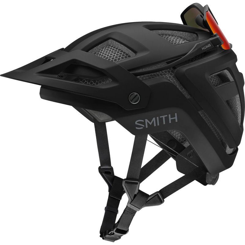 Forefront 3 MIPS, Smith Sport Optics Forefront 3 MIPS in Matte Black left side with glasses on back