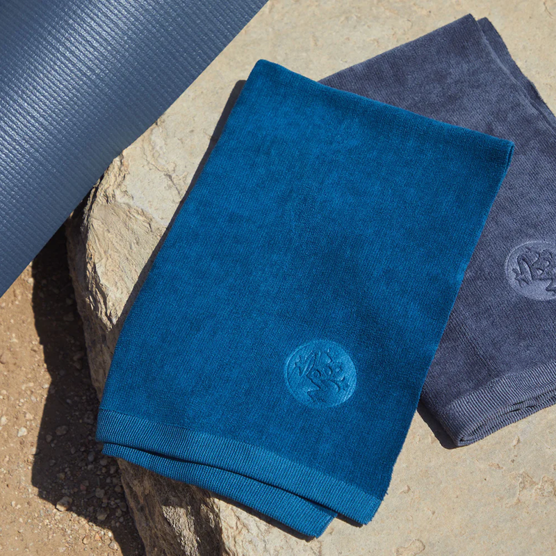 eQua Hot Towel, Manduka eQua Hot Towel on rock