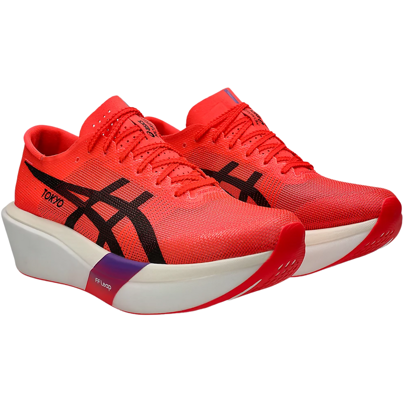 Men's MetaSpeed Sky Tokyo, Asics Men's MetaSpeed Sky in 600-Flash Red/Black pair front right