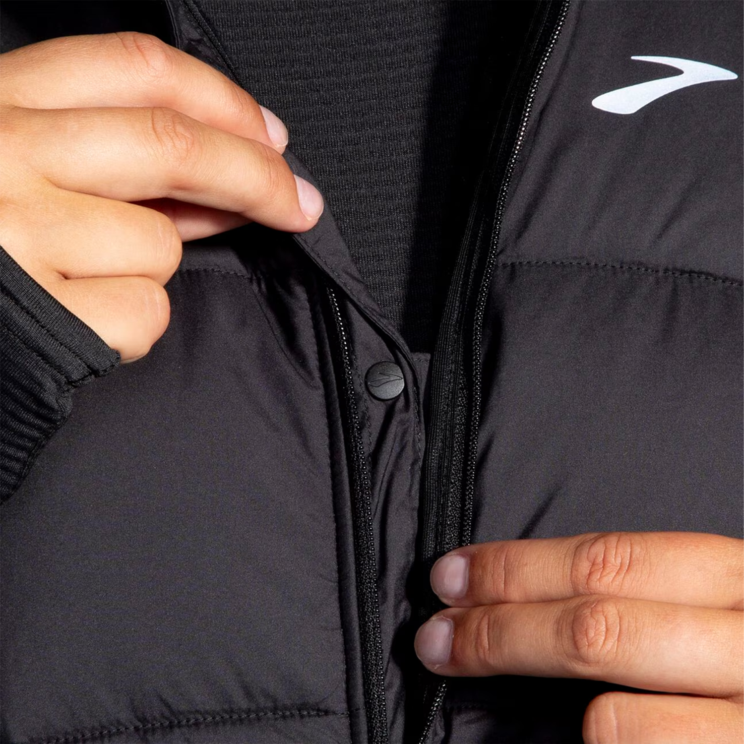 Women's Shield Hybrid Vest 3.0 alternate view