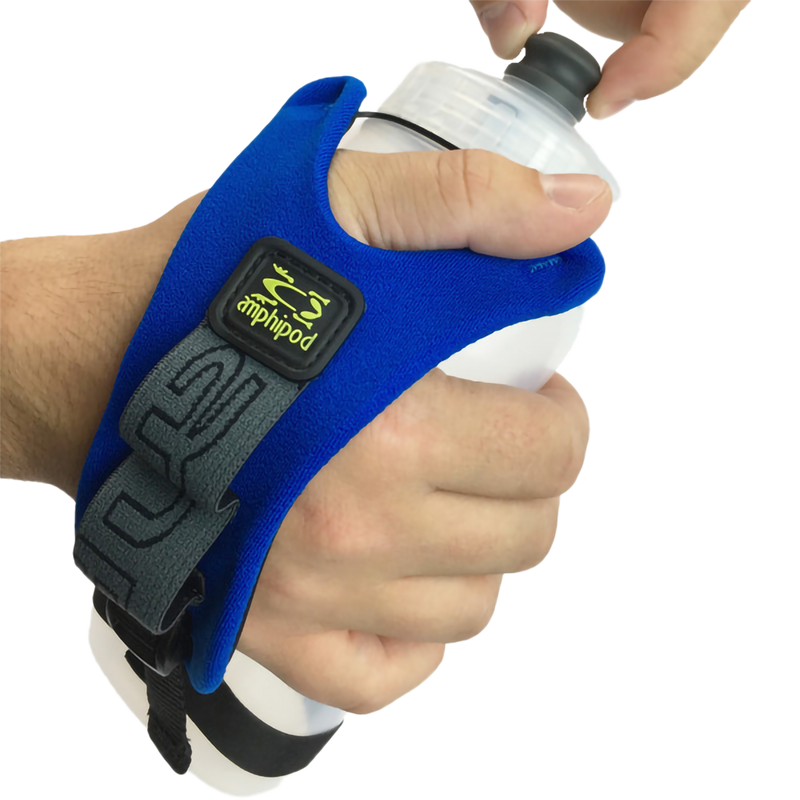 16 oz Hydraform Ergo-Minimalist Handheld, Amphipod 16 oz Hydraform Ergo-Minimalist Handheld in Charcoal/Clear in hand
