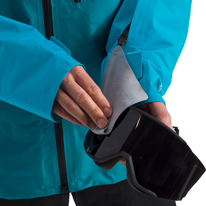 Men's Summit Eastwall GTX Jacket, The North Face Men's Summit Eastwall GTX Jacket Goggle Wipe