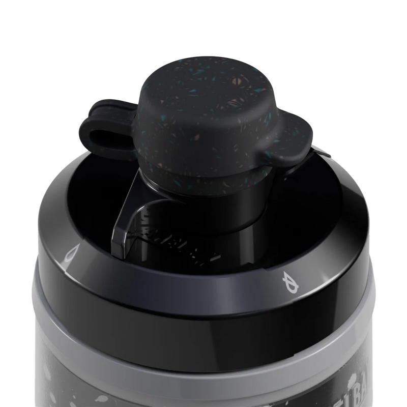 Podium Dirt Series Chill 21 oz, CamelBak Podium Dirt Series Chill 21 oz cap closed