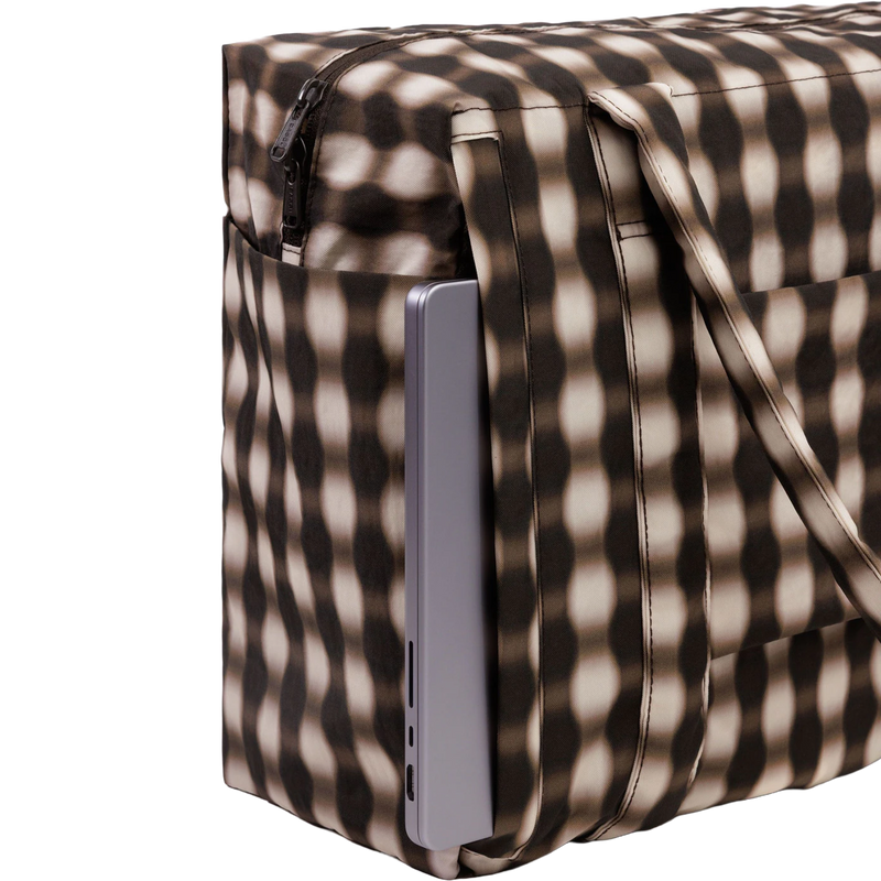 Small Cloud Carry-On, BAGGU Small Cloud Carry-On laptop compartment