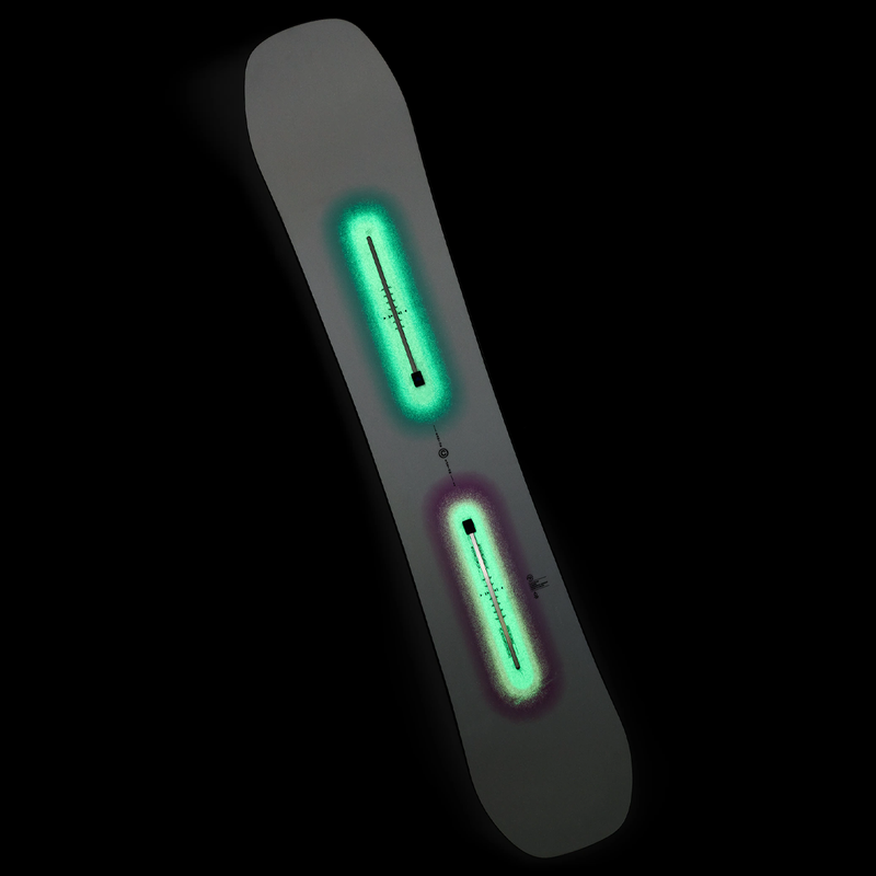 Custom Camber Glow, Burton Custom Camber glow in the dark deck