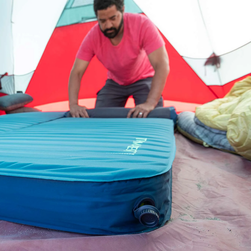 MondoKing 3D Large, Therm-a-Rest MondoKing 3D Large in tent