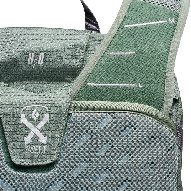 Trail Vista 20 Backpack, Black Diamond Trail Vista 20L piolet holder adjustment strap