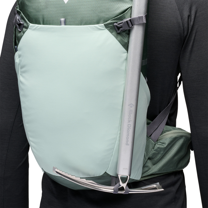 Trail Vista 20 Backpack, Black Diamond Trail Vista 20L piolet holder